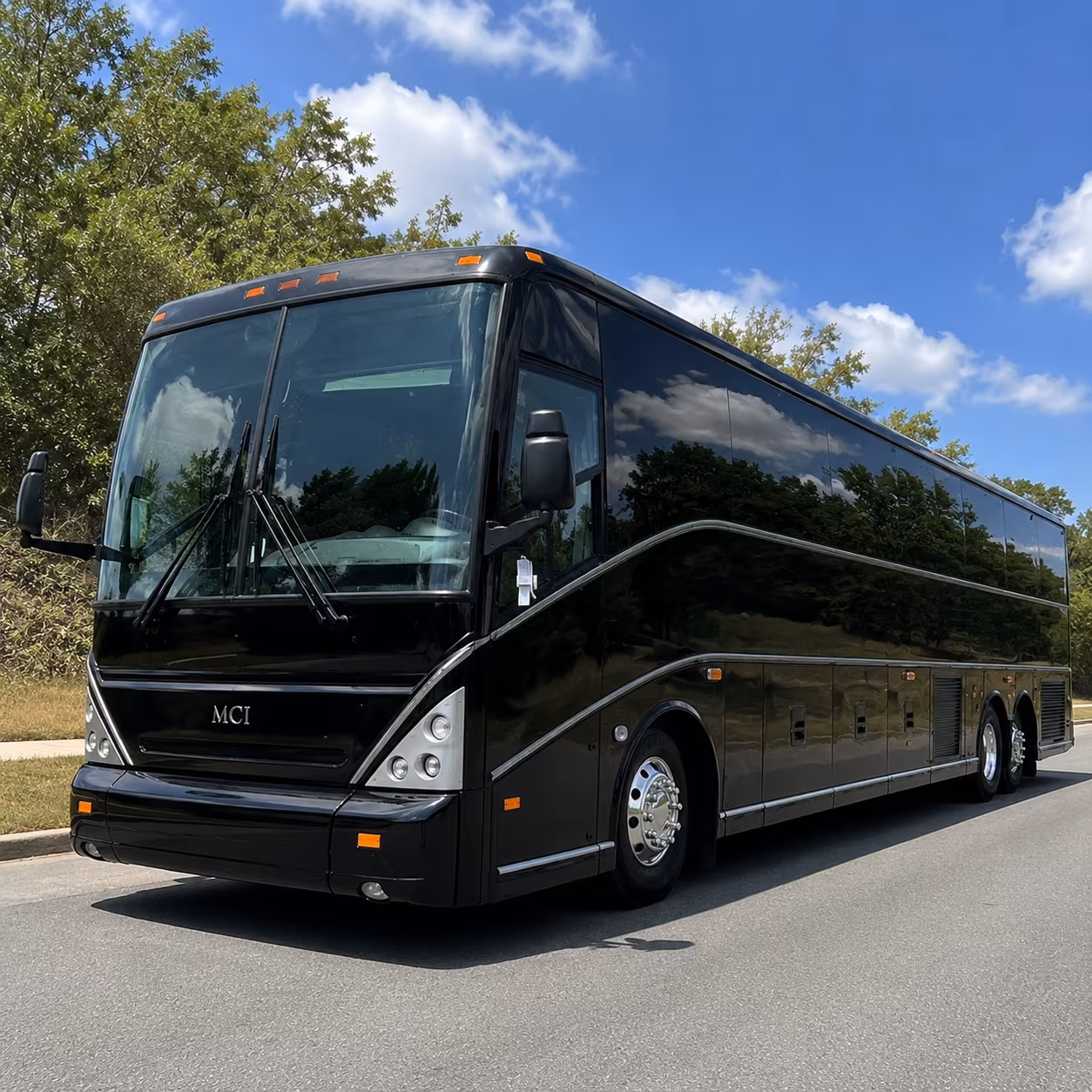 antiochcharterbusservices com will help you find buses to oakland berkeley and san francisco science museums