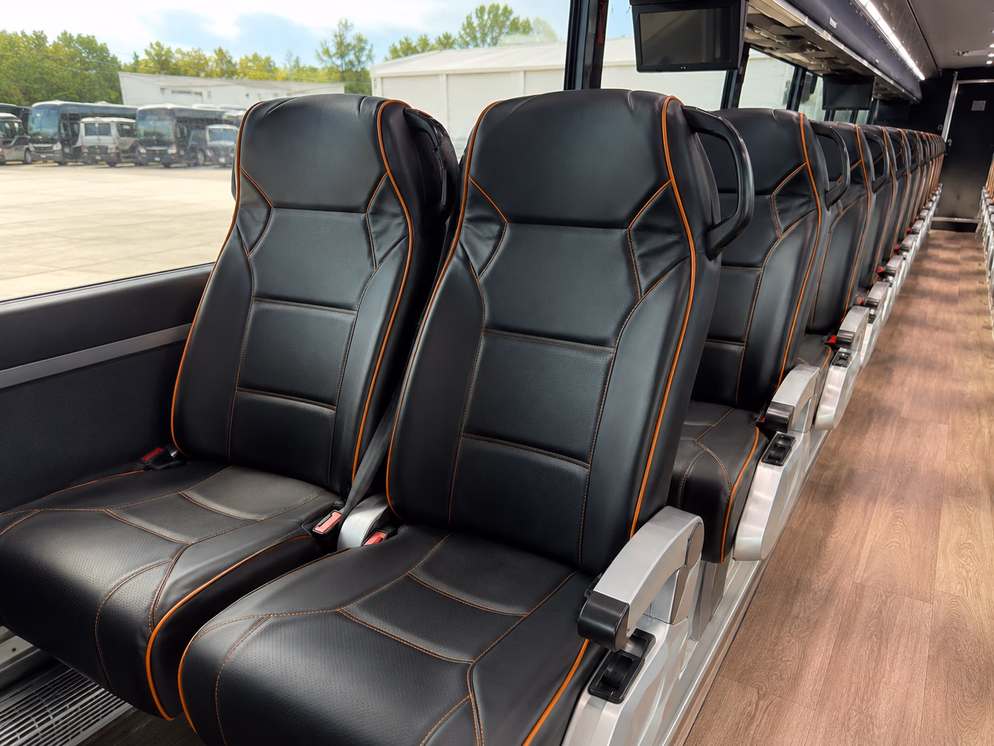 lone tree and sand creek wedding shuttles that keep your timeline on track